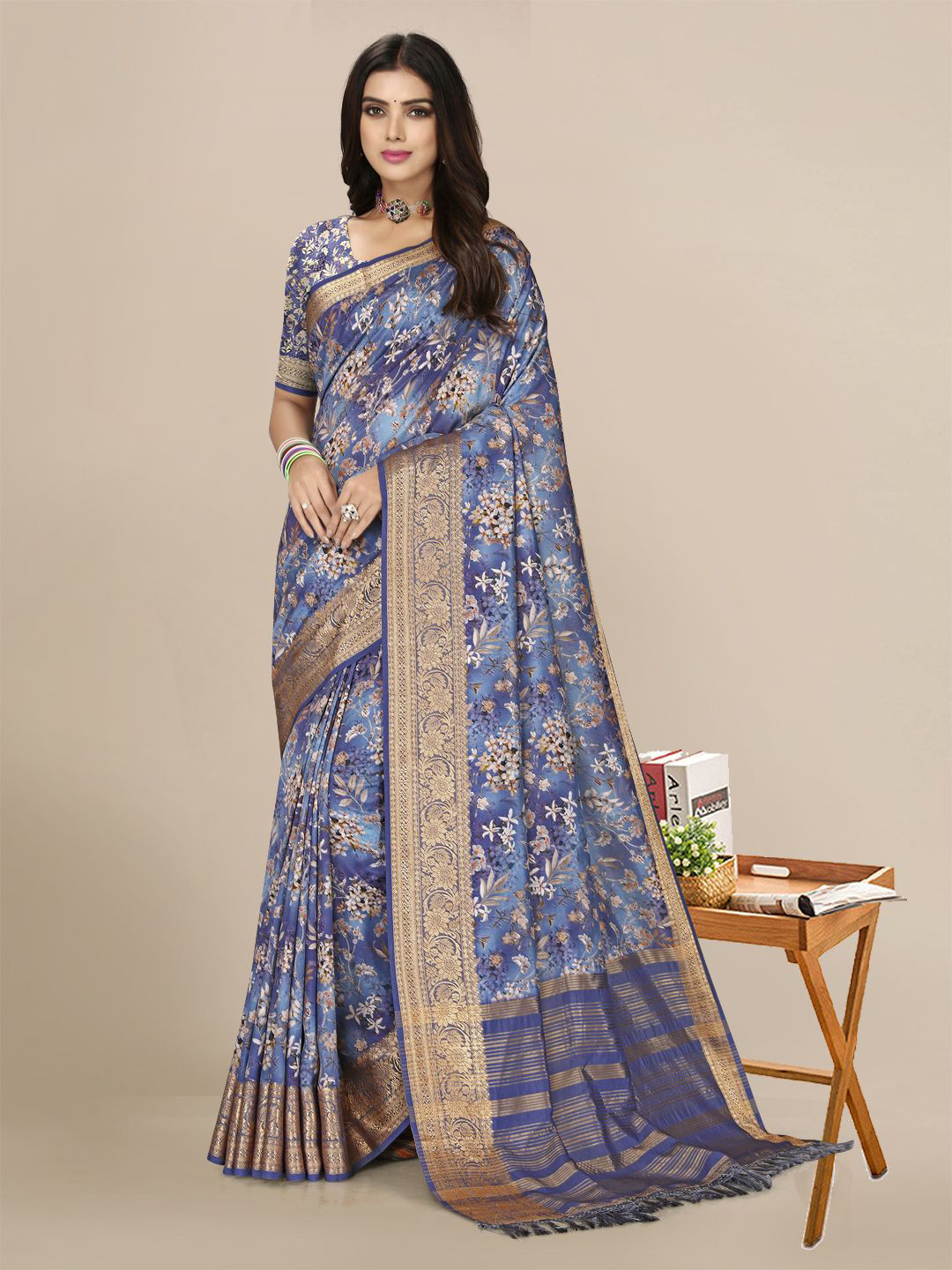 

Mitera Navy Blue & Gold-Toned Woven Design Zari Silk Blend Banarasi Saree