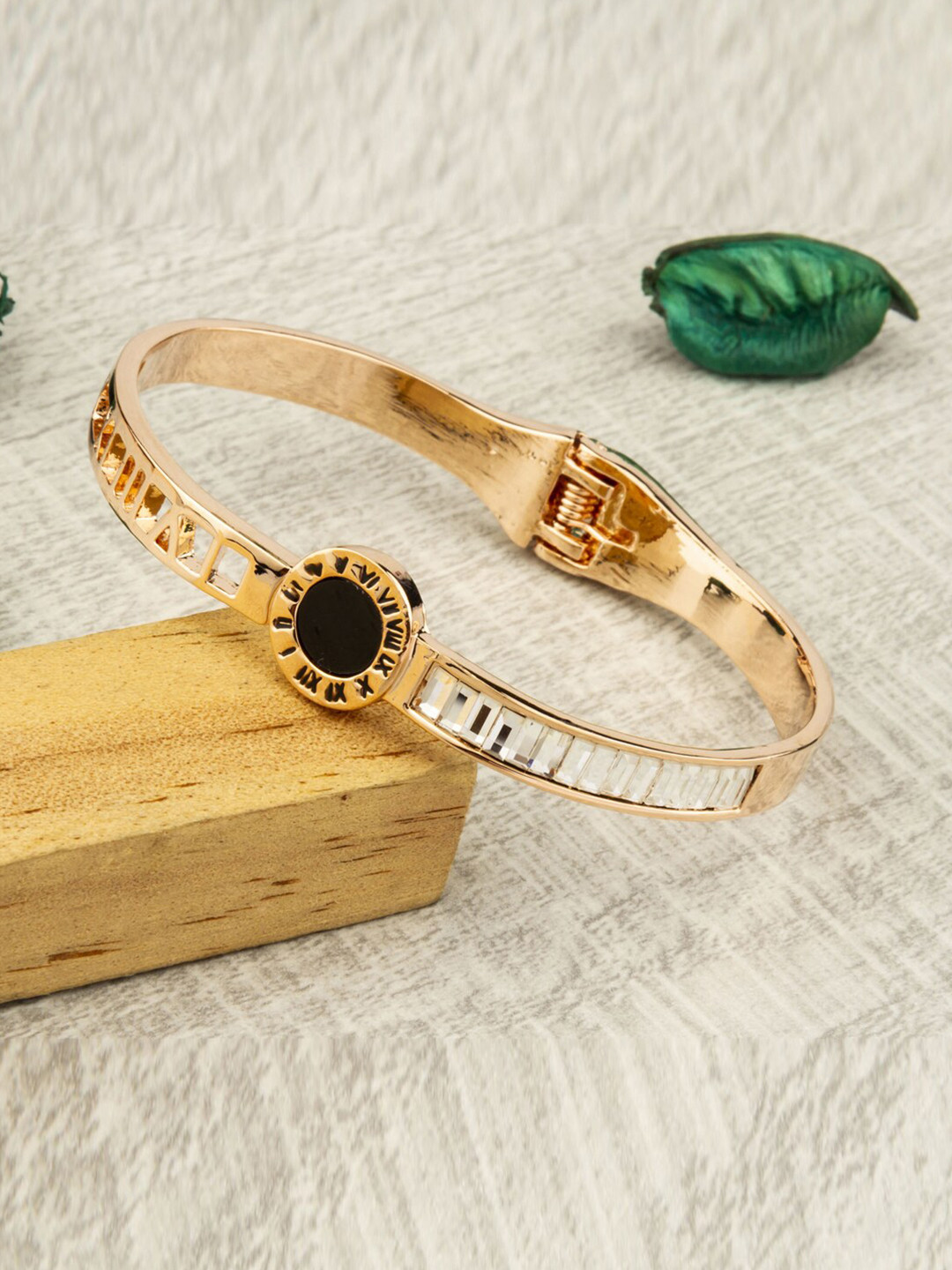 

Designs By Jewels Galaxy Women Rose Gold & White Brass American Diamond Rose Gold-Plated Bangle-Style Bracelet