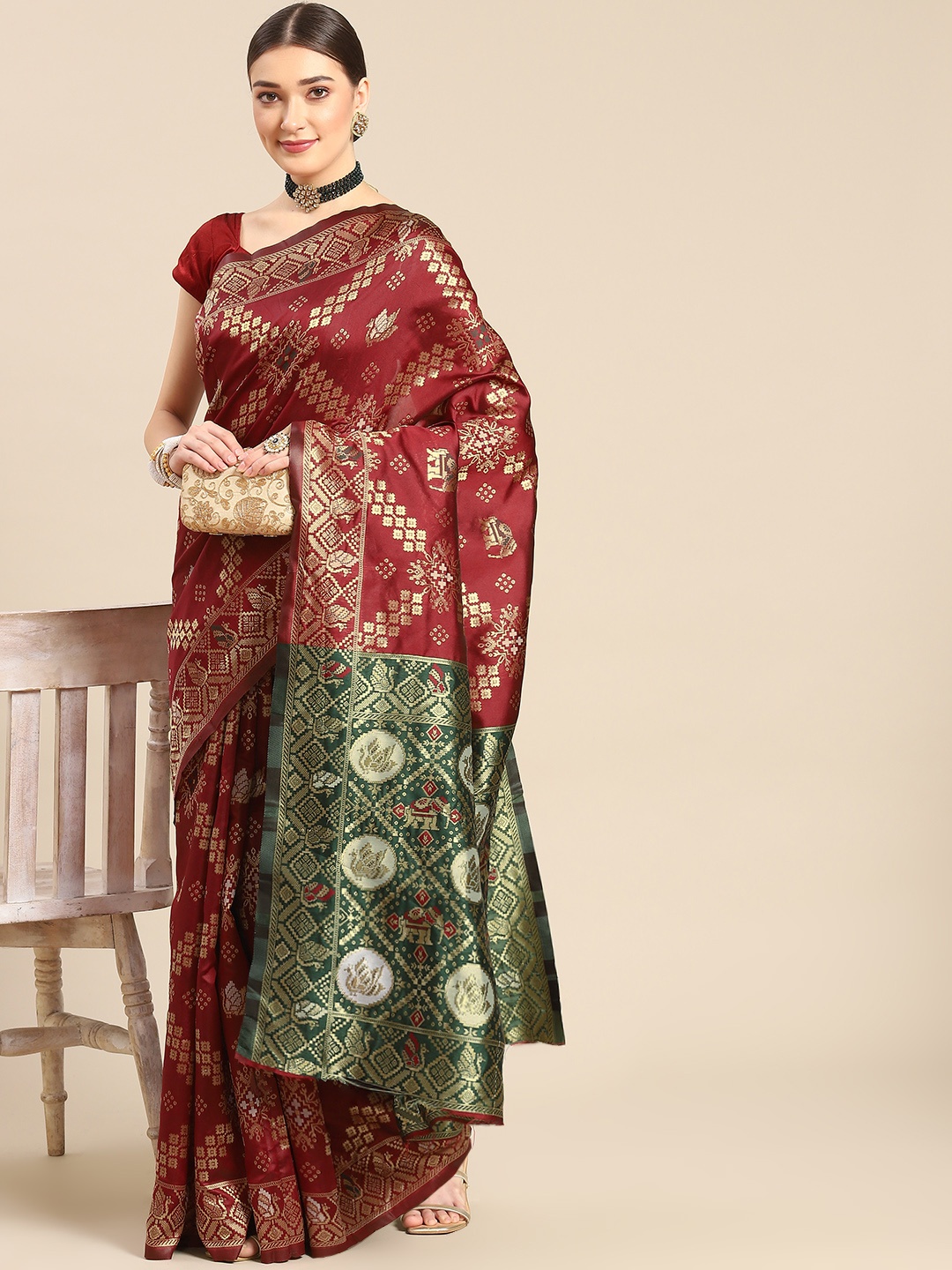 

Nimayaa Maroon & Green Woven Design Silk Blend Kanjeevaram Saree