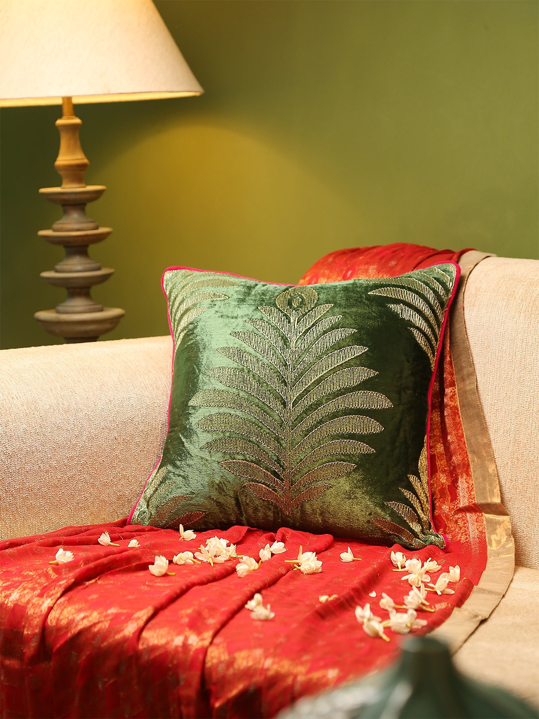

Amoliconcepts Green & Gold-Toned Embroidered Velvet Square Cushion Cover