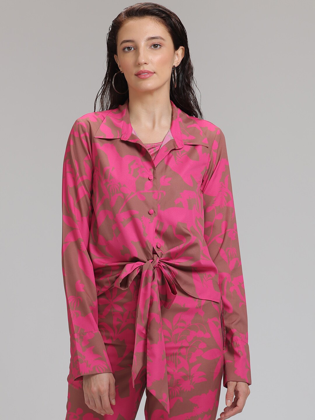 

SHAYE Women Pink Contemporary Printed Casual Tie-Up Shirt