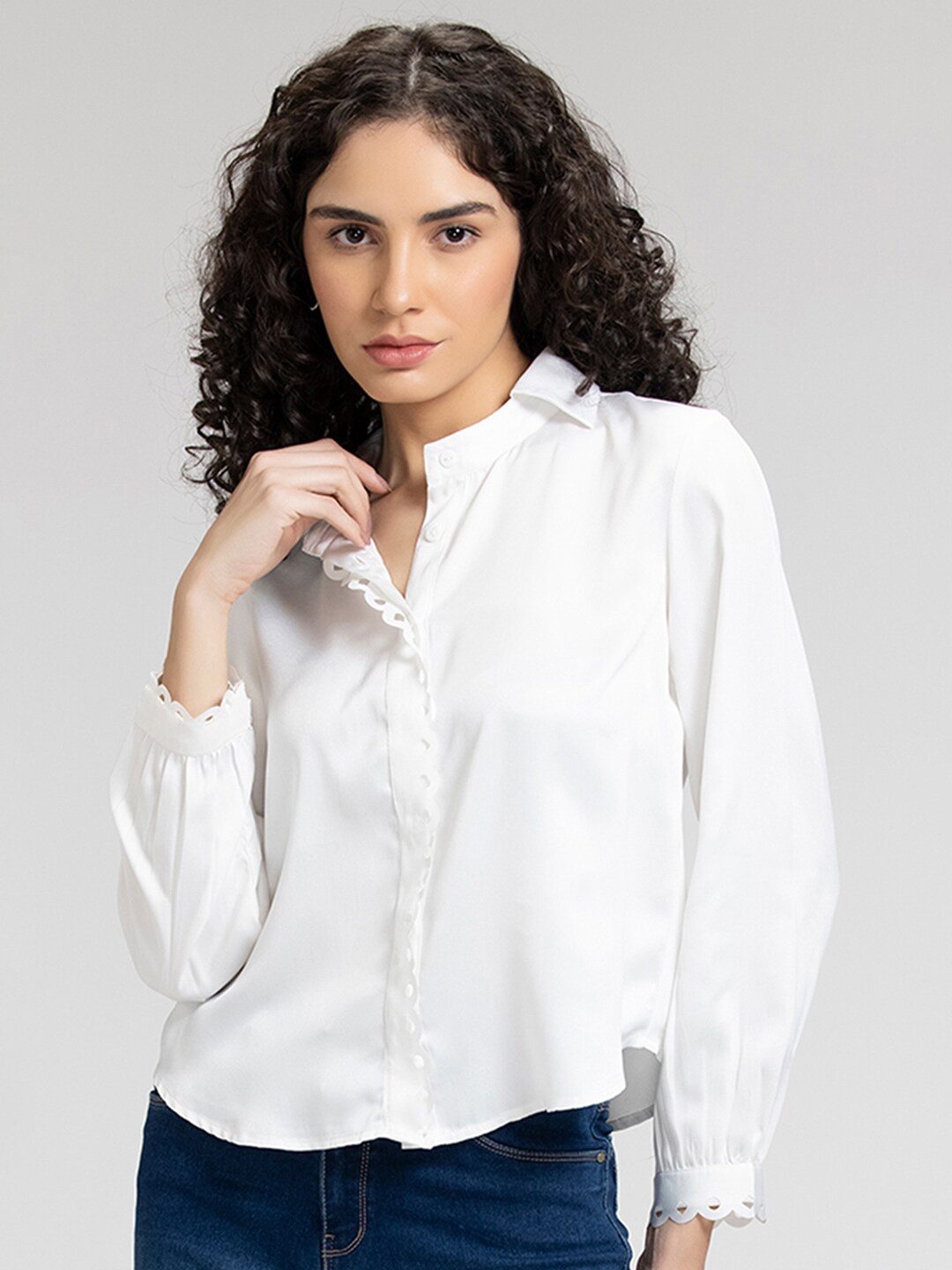 

SHAYE Women White Comfort Casual Shirt