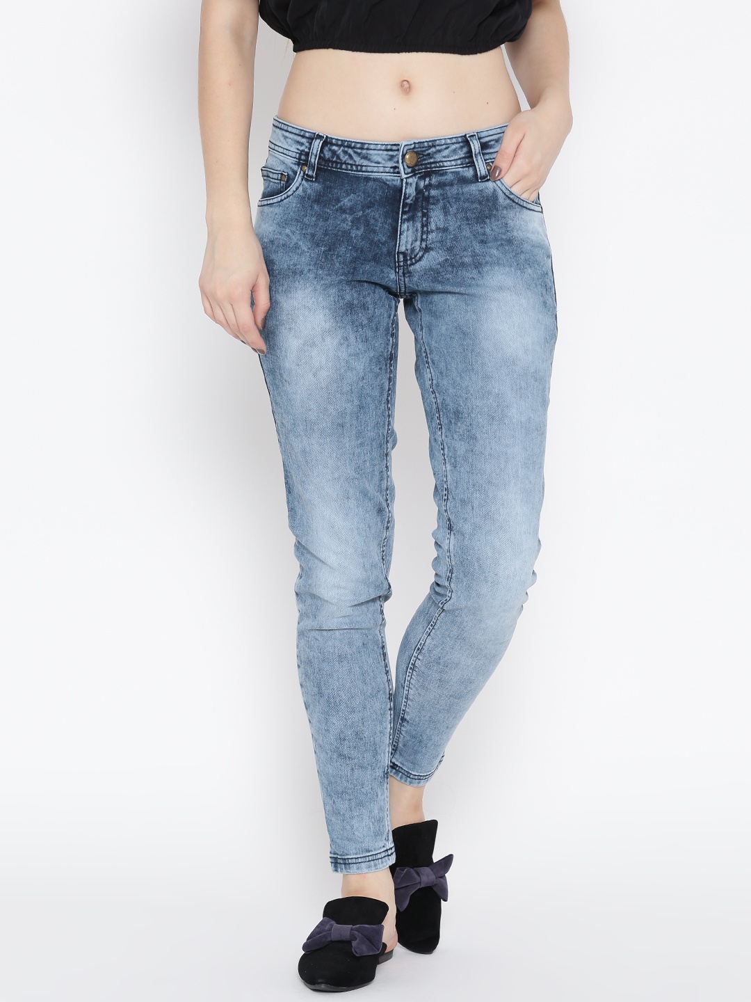 

Wills Lifestyle Women Blue Skinny Fit Mid-Rise Clean Look Stretchable Jeans