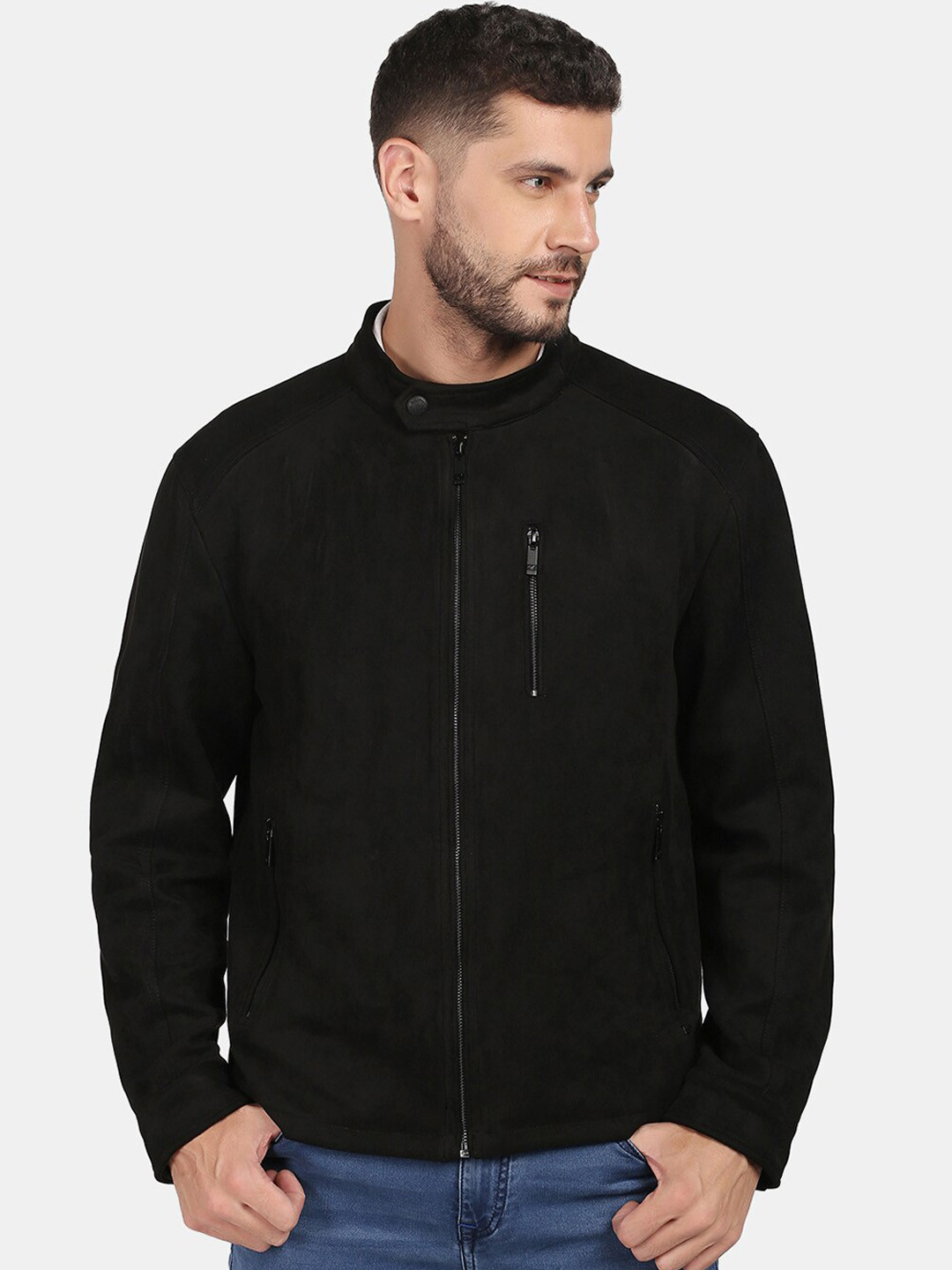 

Blackberrys Men Black Solid Tailored Jacket