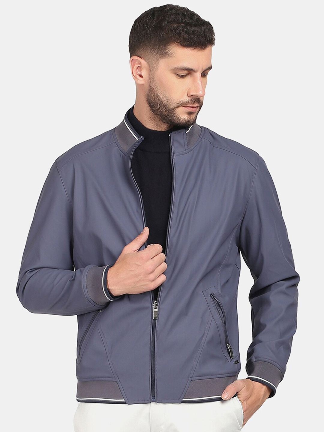 

Blackberrys Men Plus Size Blue Solid Bomber Jacket