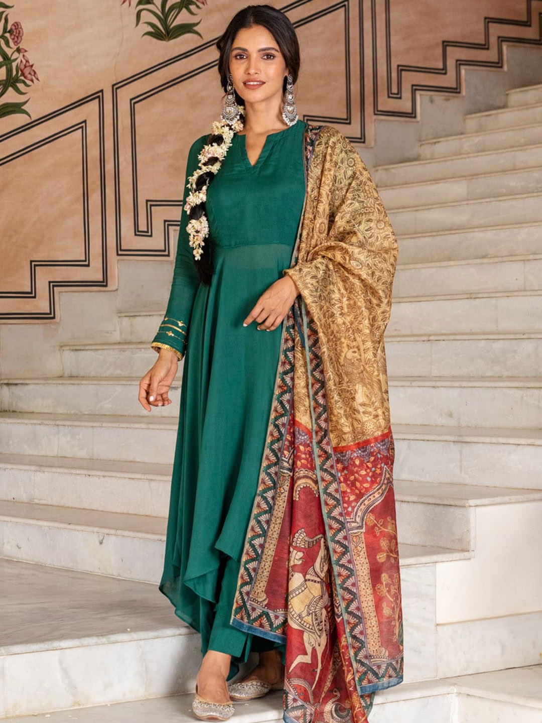 

Ambraee Women Green Kurta with Trouser With Dupatta