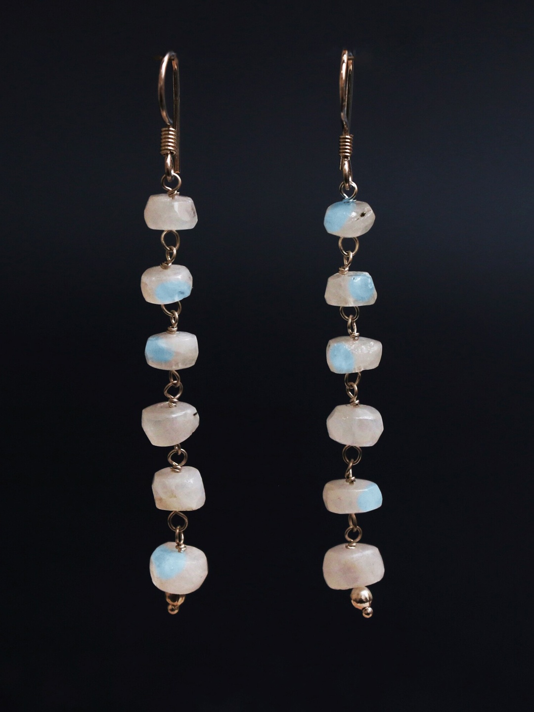 

HIFLYER JEWELS Silver-Plated White Contemporary Drop Earrings