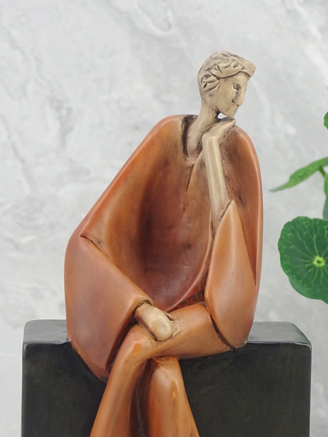 

HomeTown Brown Man Posing On Bench Showpiece