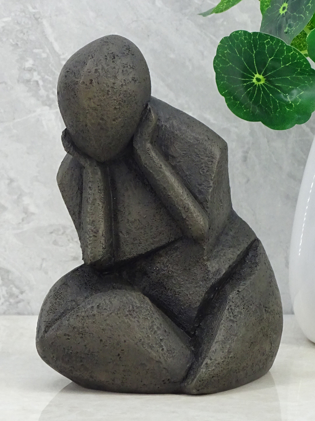 

HomeTown Black Noire Polyresin Man Headsat Showpiece