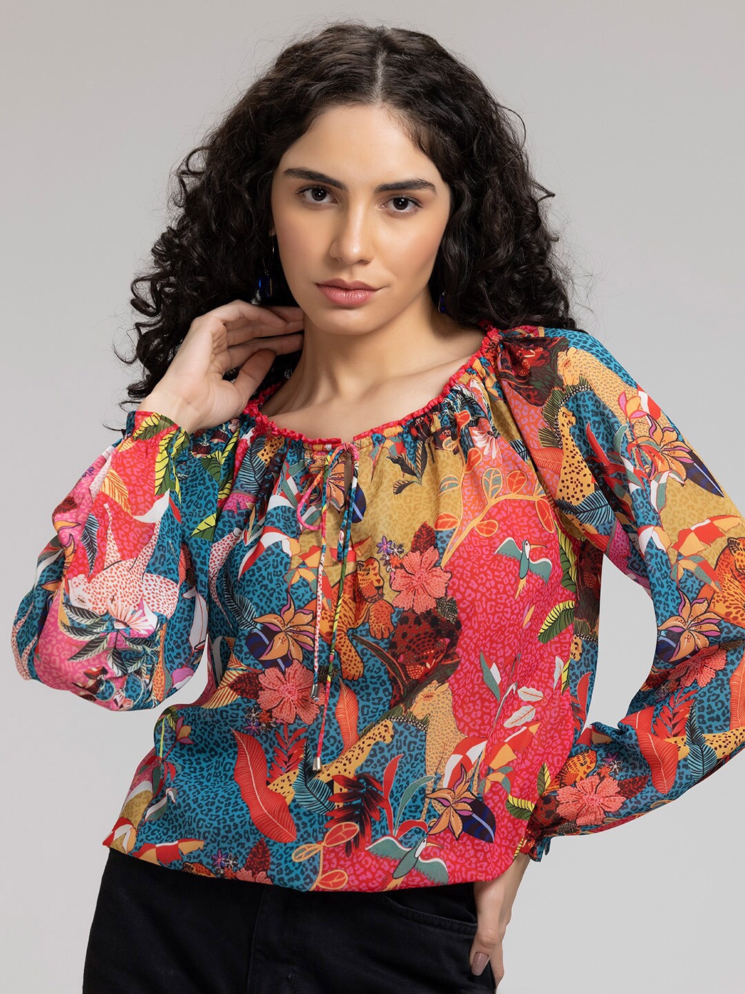 

SHAYE Women Pink & Blue Floral Printed Tie-Up Neck Top