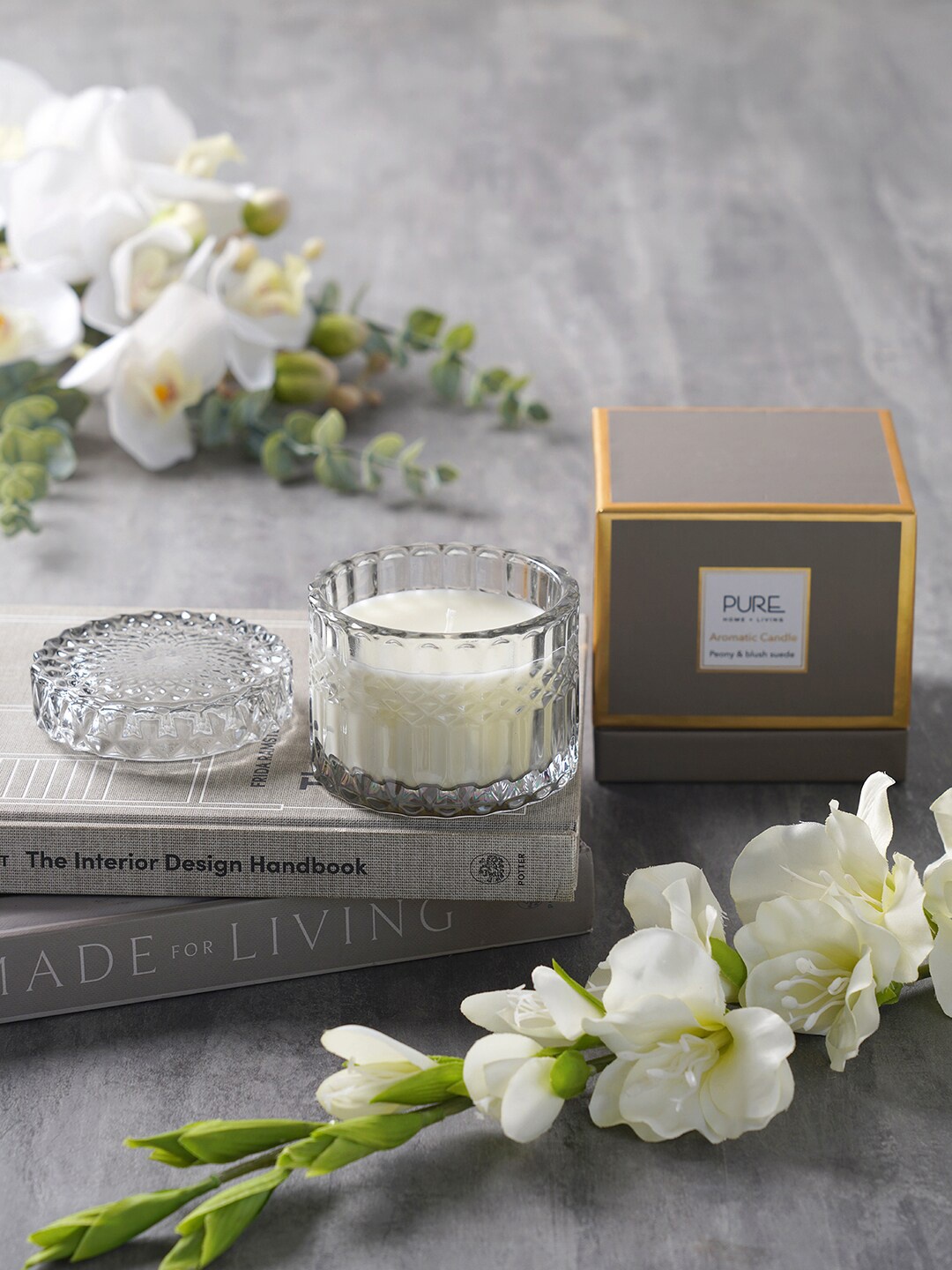 

Pure Home and Living Grey & Transparent Solid Candle