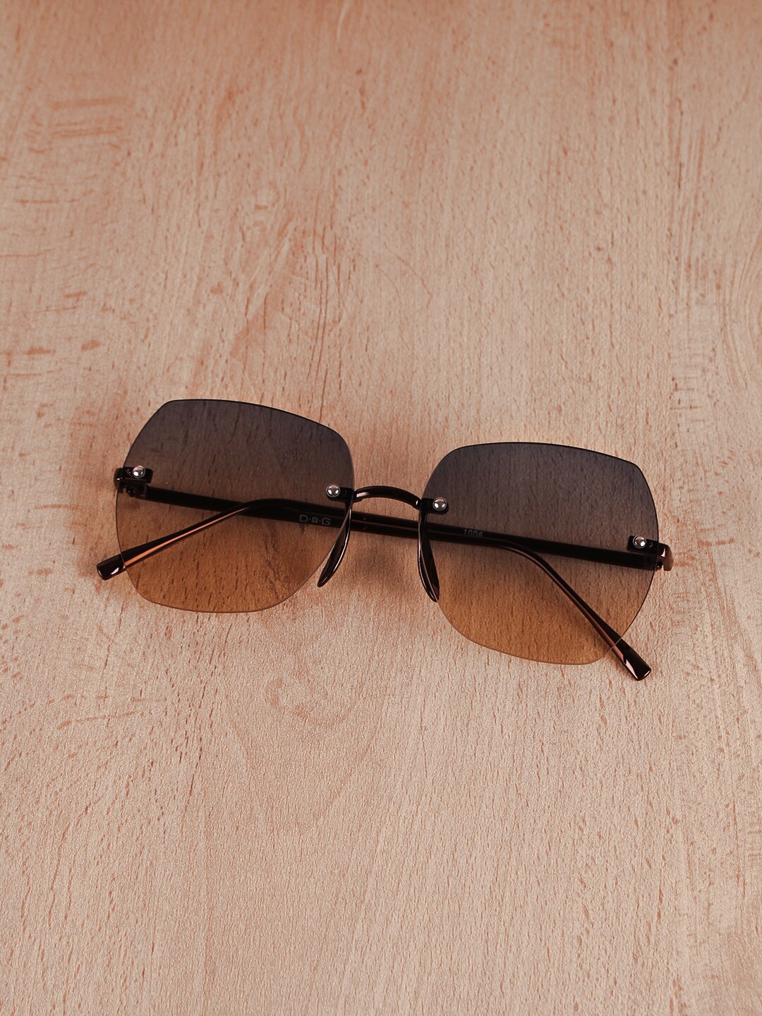 

FUZOKU Women Blue Lens Round Sunglasses with UV Protected Lens, Black