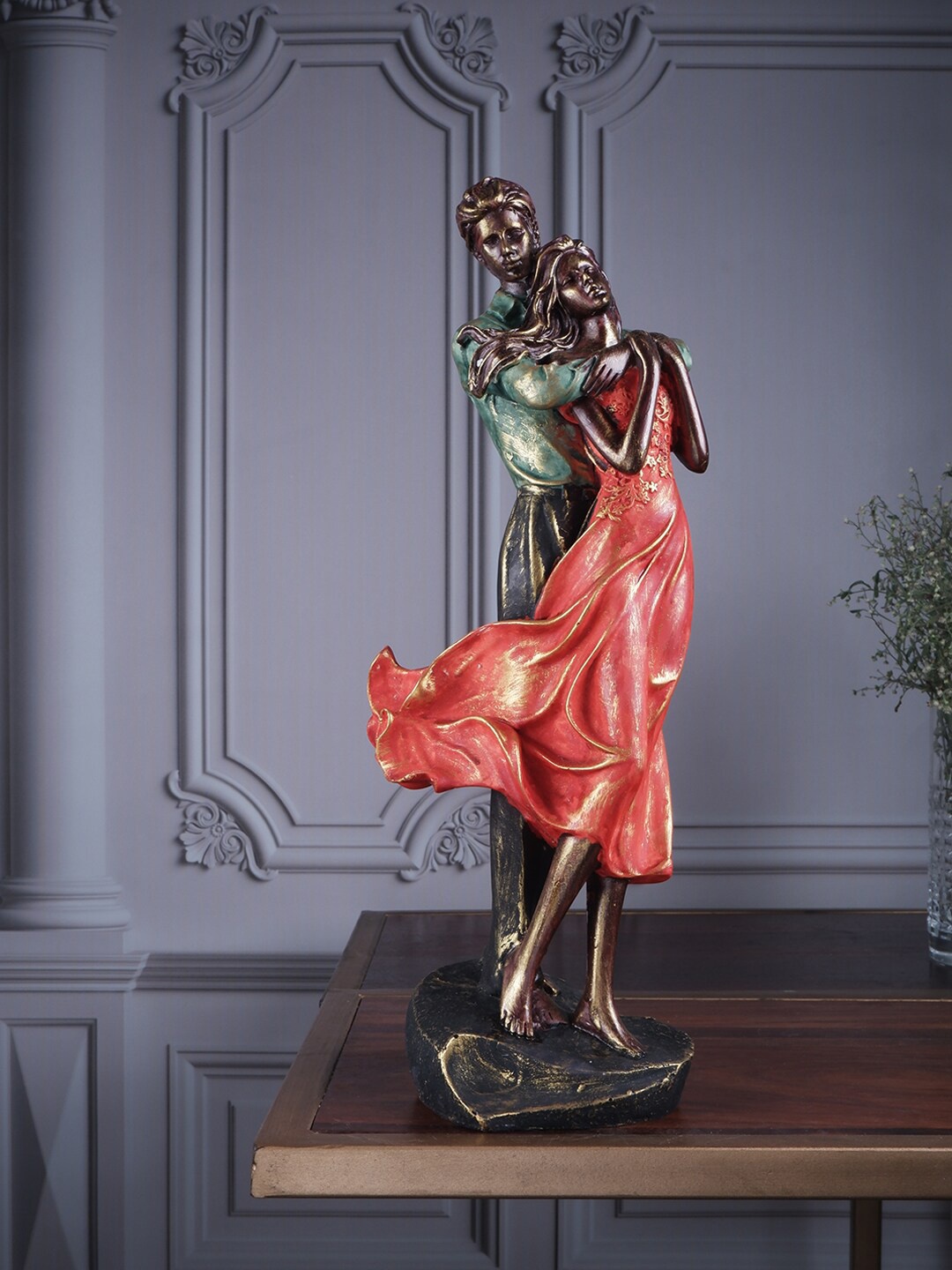 

THE WHITE INK DECOR Red & Black Premium Couple Figurine Showpieces, Multi