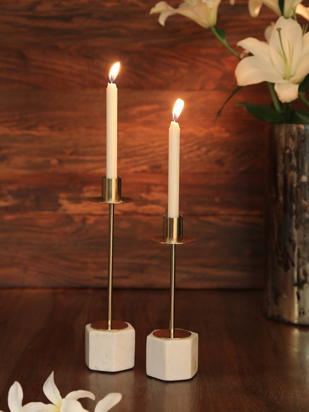 

Amoliconcepts Set Of 2 Solid Candle Holders, Gold