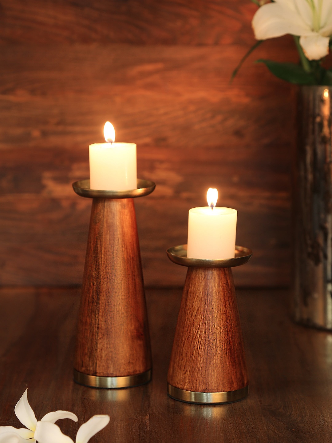 

Amoliconcepts Gold Brass & Wooden Candle Holders