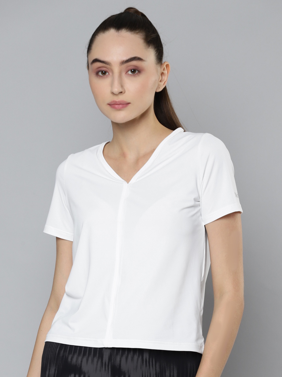 

Fitkin Women White Solid V-Neck T-shirt