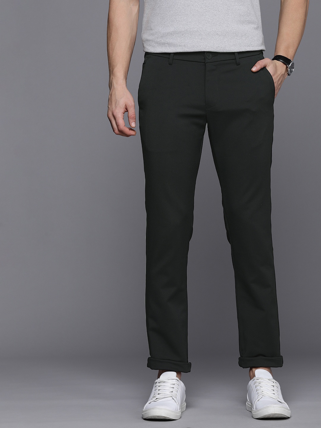 

Allen Solly Men Solid Slim Fit Trousers, Black