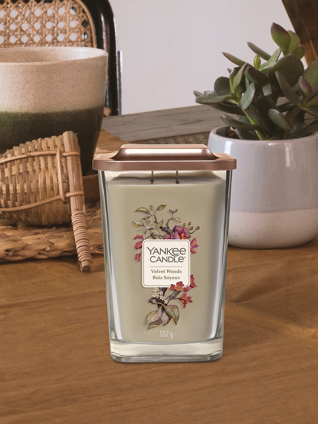 

YANKEE CANDLE Beige Elevation Large Jar Scented Candles -Velvet Woods 550g