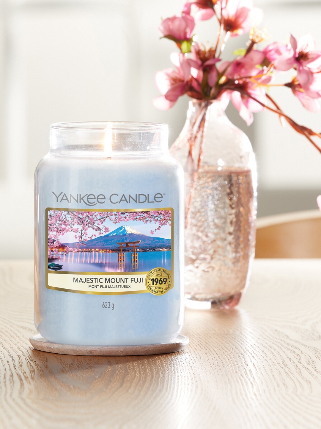 

YANKEE CANDLE Blue Majestic Mount Fuji Jar Scented Candle
