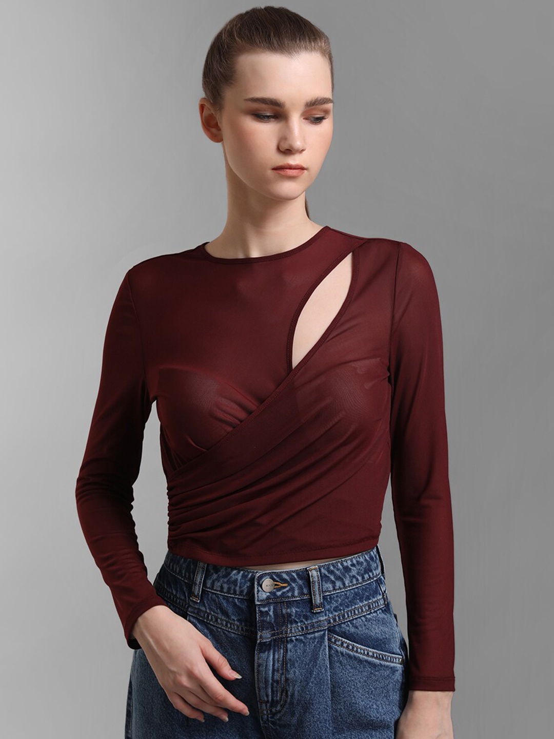 

Kazo Maroon Solid Cut-Out Top