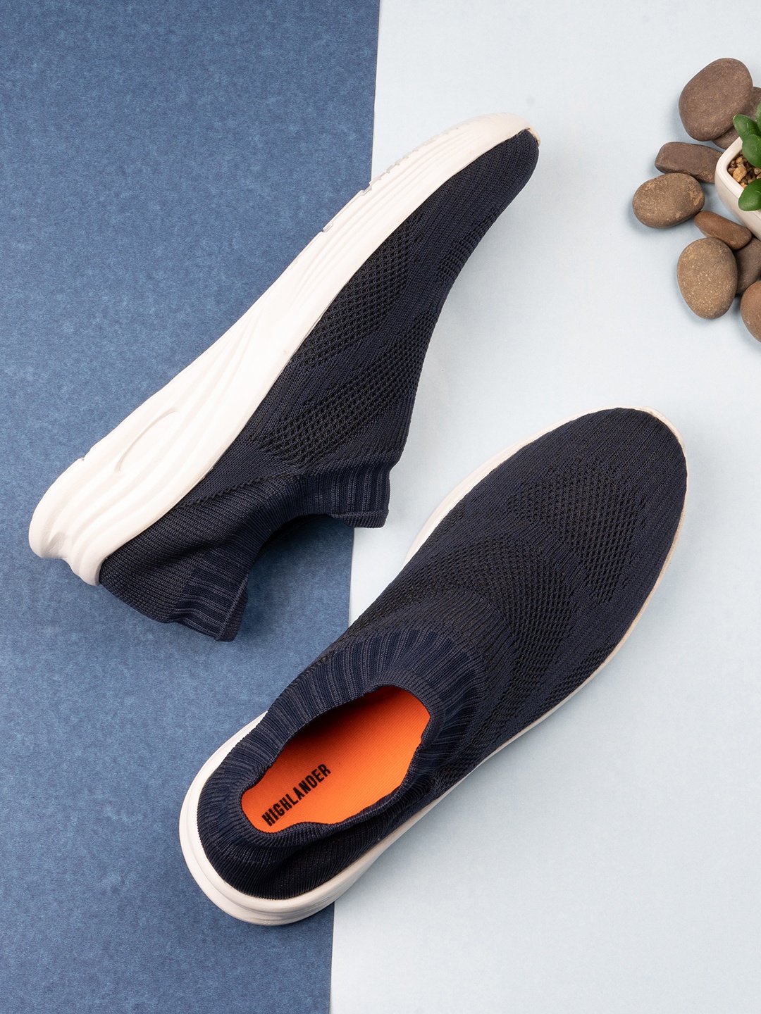 HIGHLANDER Men Slip-on Knitted Comfort Sneakers