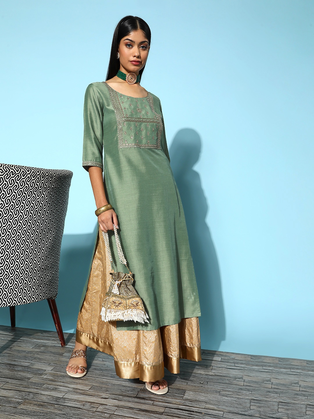 

Libas Women Green Silk Hyper Texture Kurta