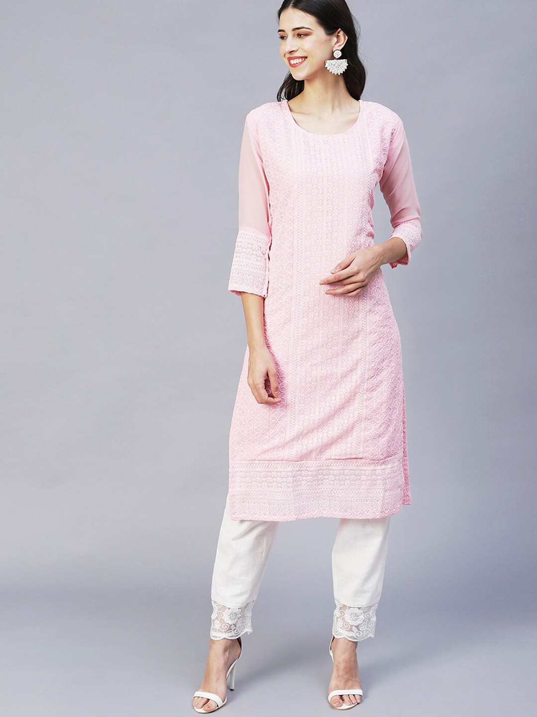 

FASHOR Women Pink Floral Embroidered Chikankari Georgette Kurta
