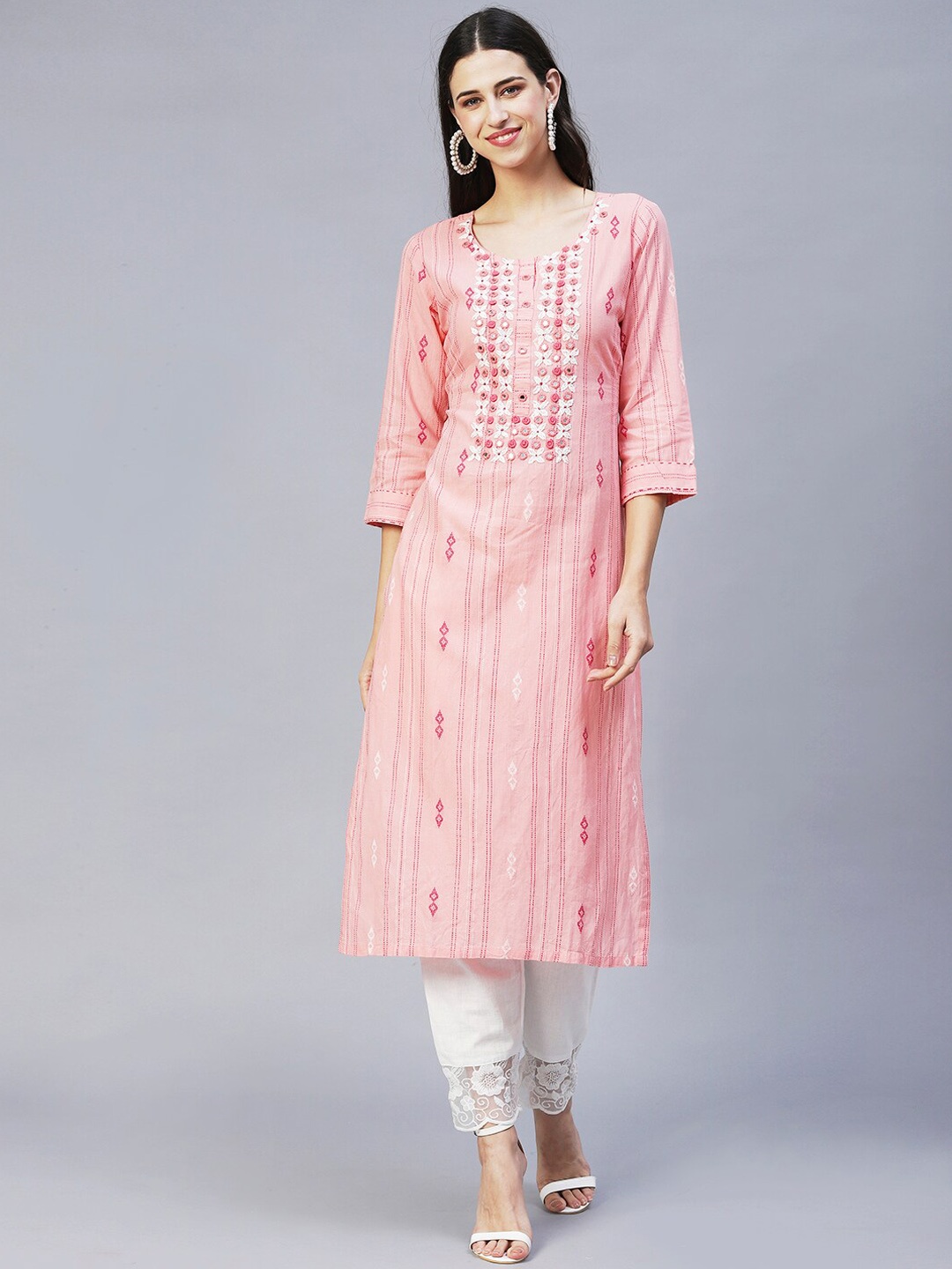 

FASHOR Women Pink Ethnic Motifs Printed Thread Work Straight Fit Cotton Kurta