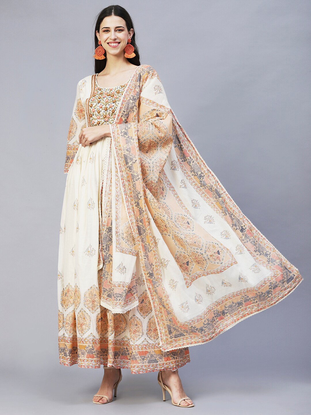 

FASHOR Women Off White & Pink Ethnic Motifs Printed Embroidered Cotton Kurta with Dupatta