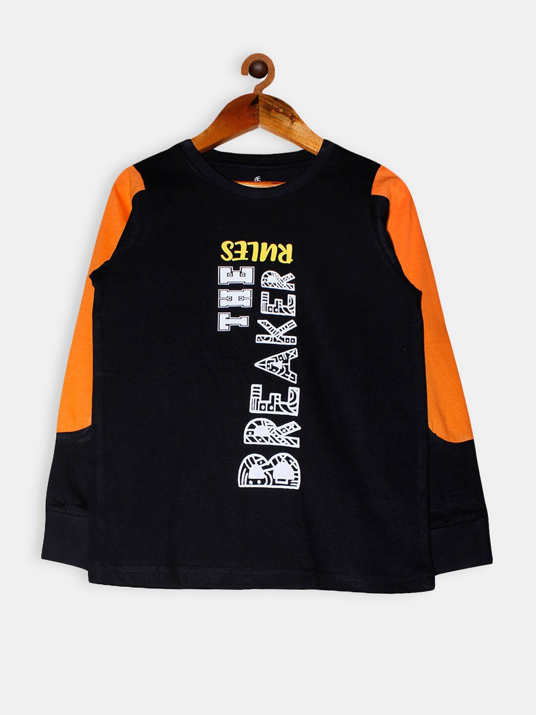 

Hopscotch Boys Black Typography Printed Cotton T-shirt