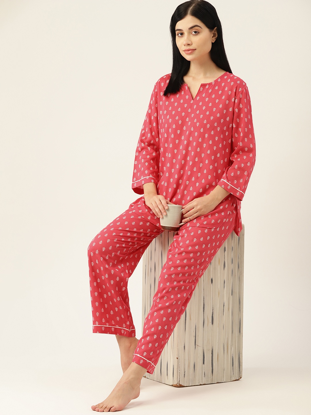 

ETC Women Pink Printed Night suit