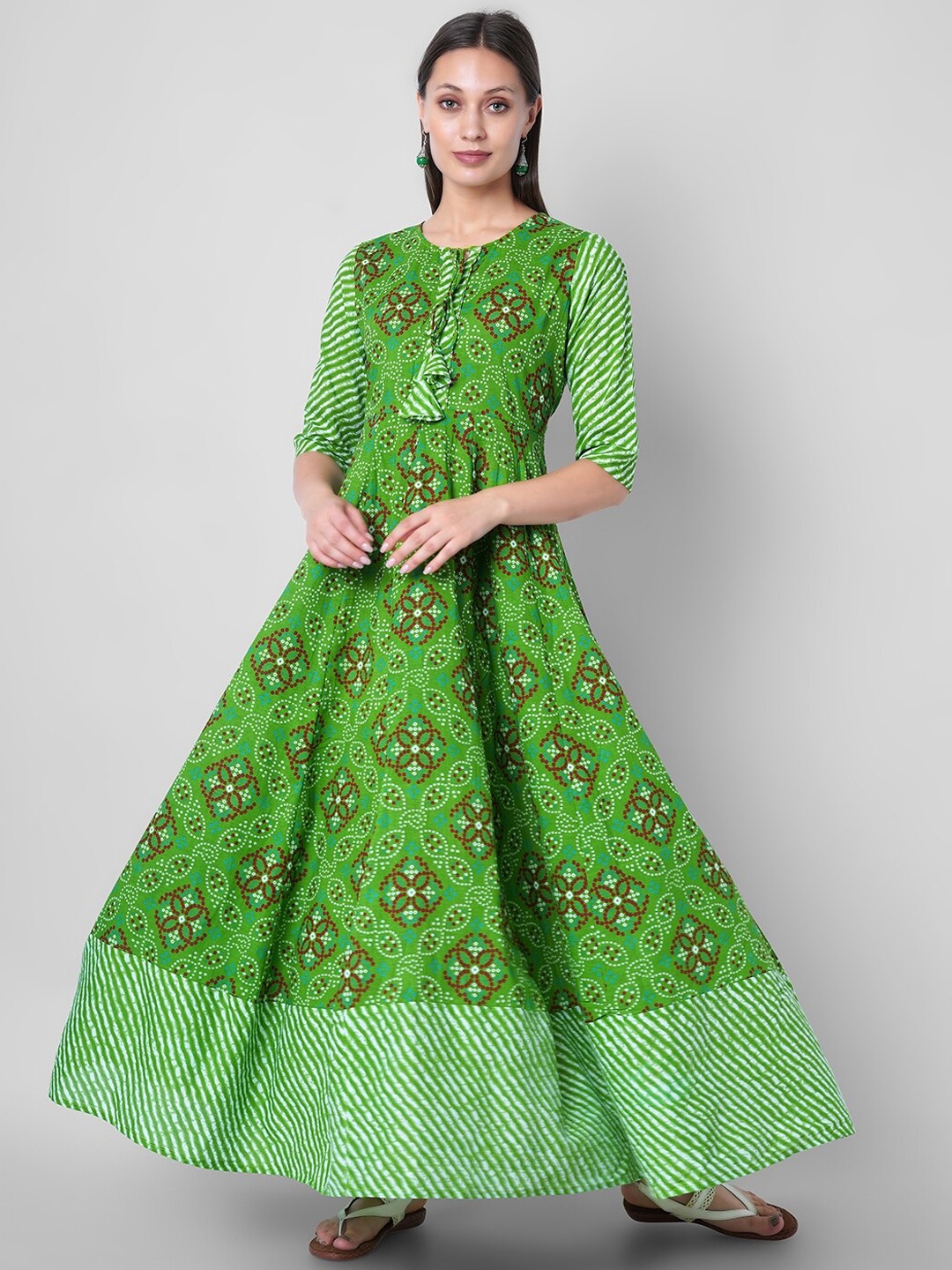 

Sanganeri Kurti Women Green Floral Printed Handloom Anarkali Kurta
