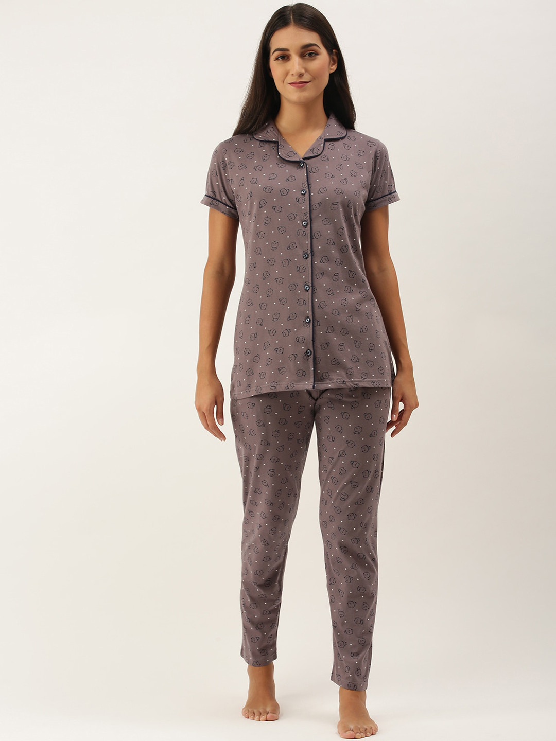 

RedRose Women Grey & White Printed Night suit