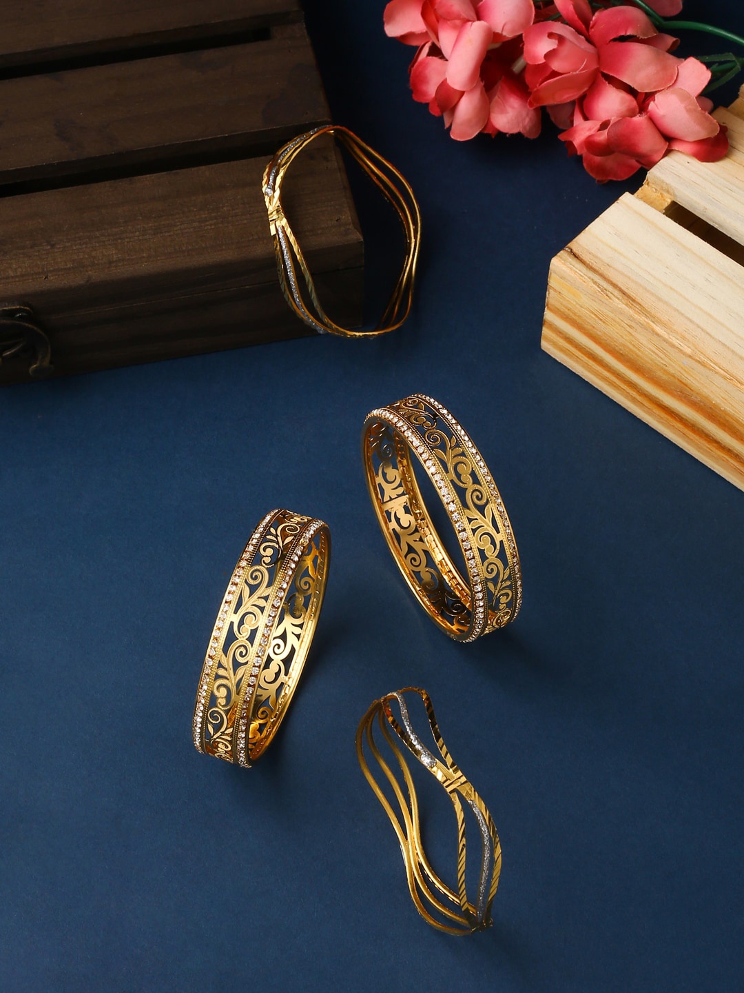 

VIRAASI Women Set Of 4 Gold-Plated White Stone Studded Bangles