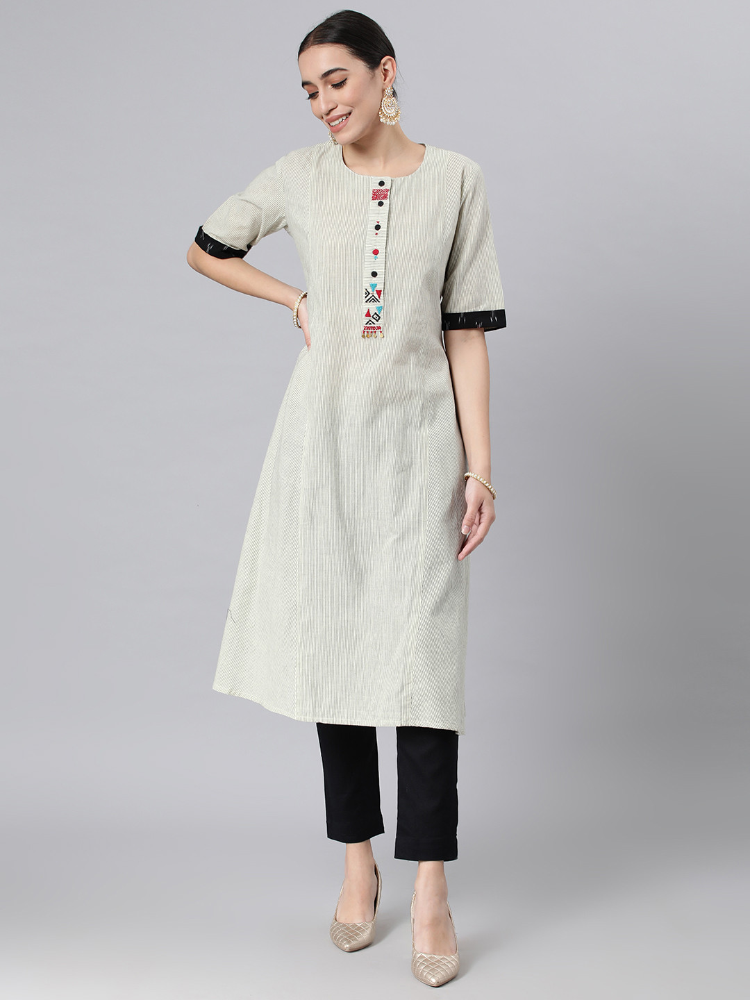 

araaliya Women A-Line Thread Work Kurta, Cream