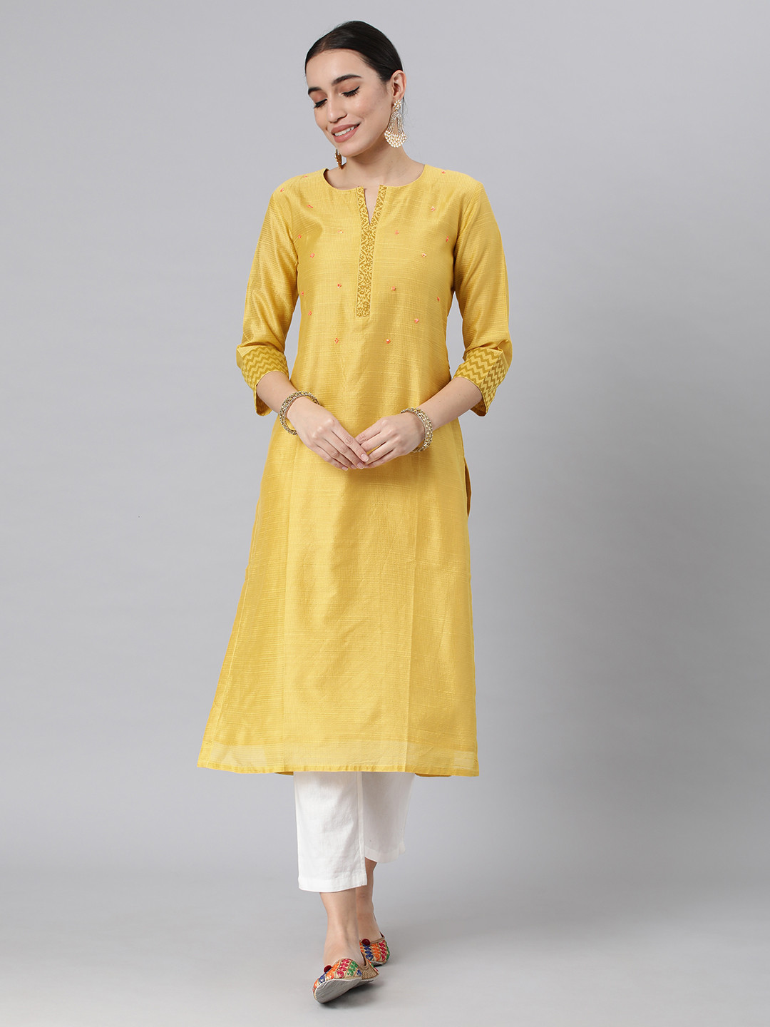 

araaliya Women Yoke Design Thread Work Kurta, Yellow