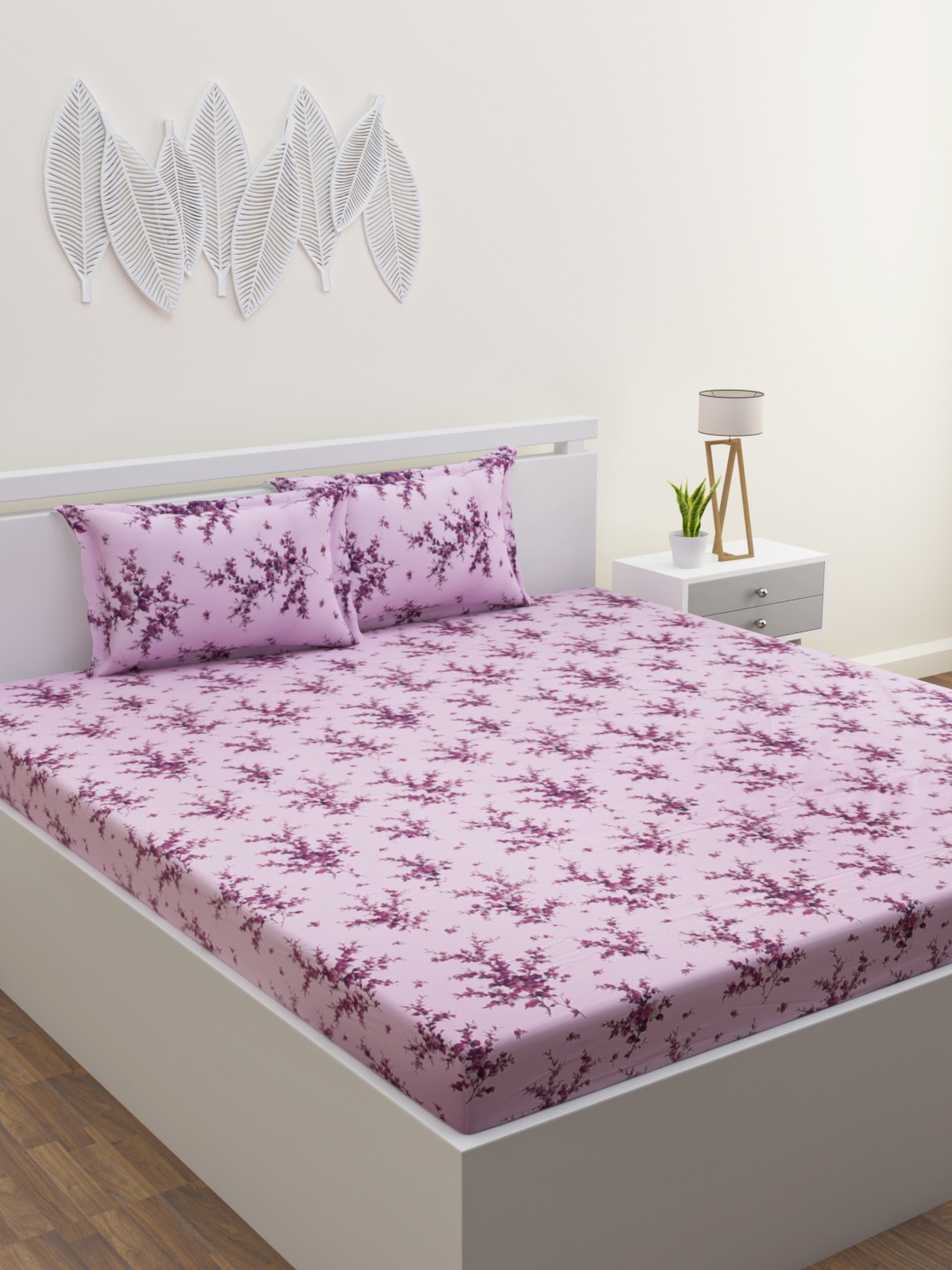 

HOME AFFAIRS Pink Floral 300 TC Queen Bedsheet with 2 Pillow Covers, Green