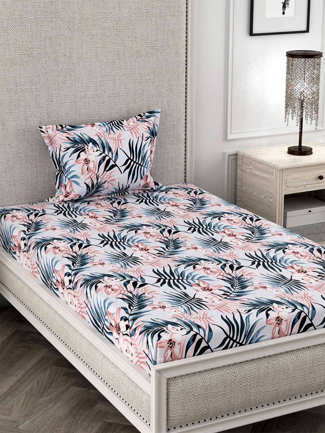 

CHHAVI INDIA White & Peach-Coloured Floral 210 TC Single Bedsheet with 1 Pillow Covers