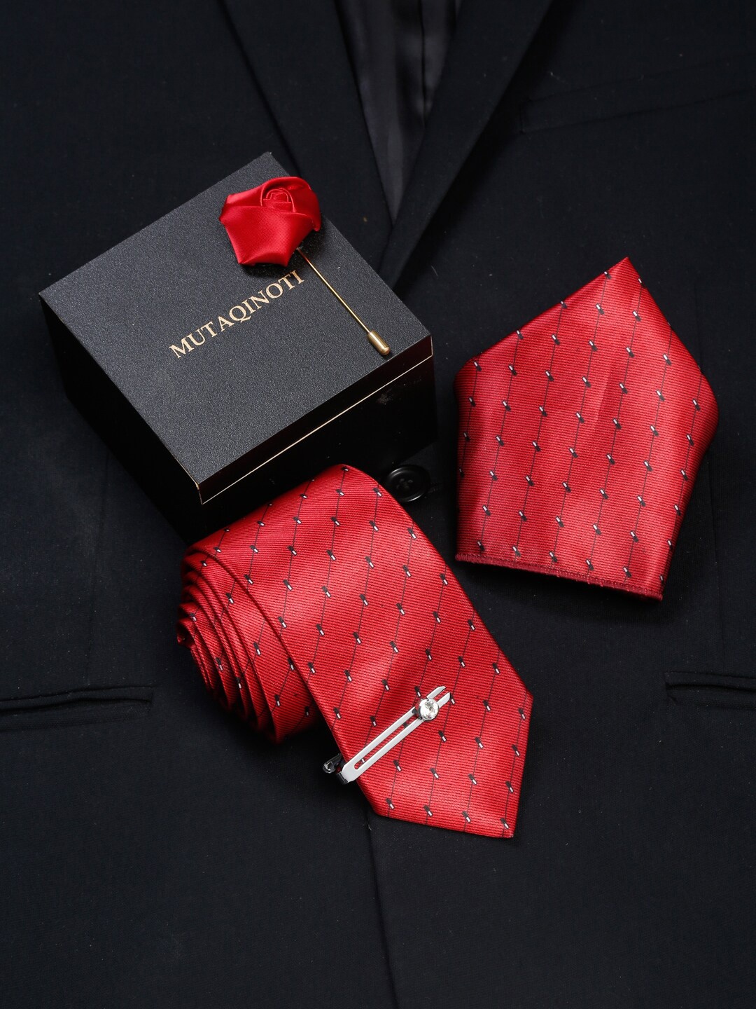 

MUTAQINOTI Men Red Printed Accessory Gift Set