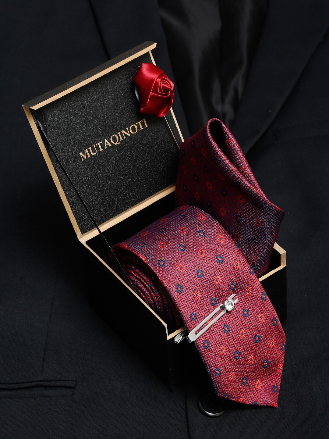 

MUTAQINOTI Men Maroon Tie & Pocket Square Accessory Gift Set