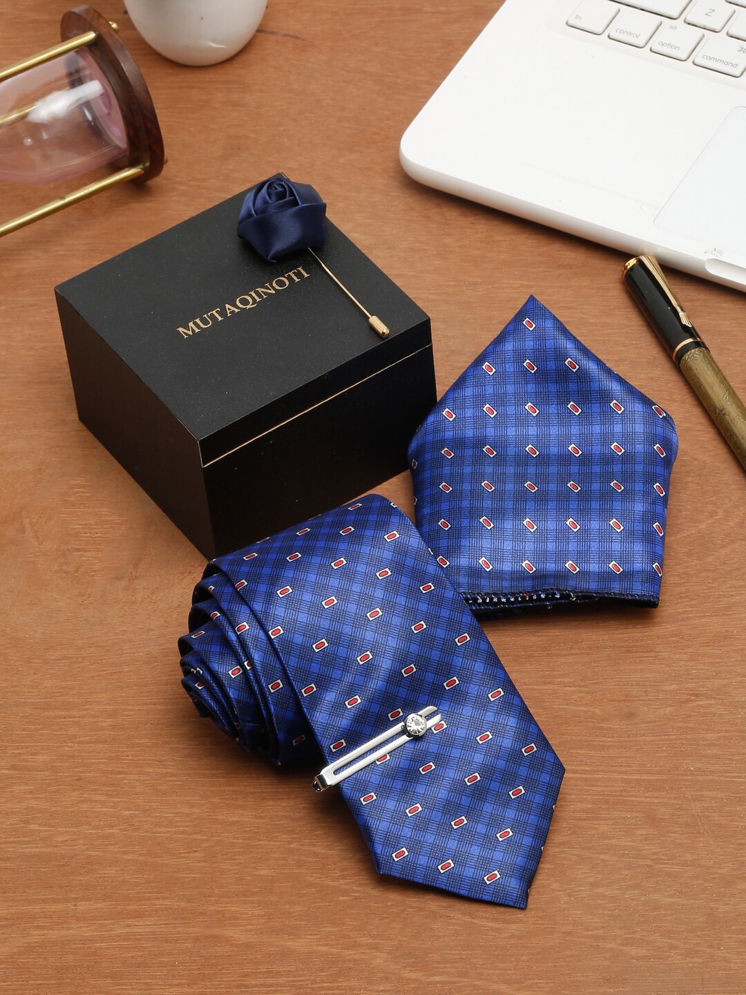 

MUTAQINOTI Men Navy Blue Accessory Gift Set