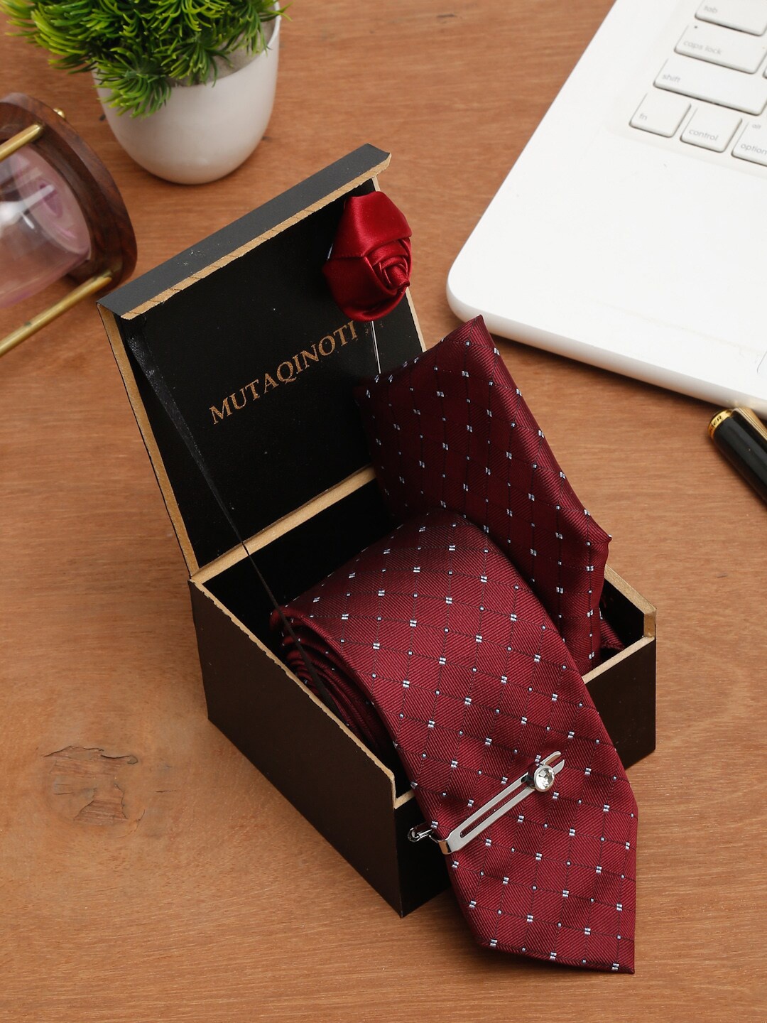

MUTAQINOTI Men Printed Accessory Gift Set, Maroon