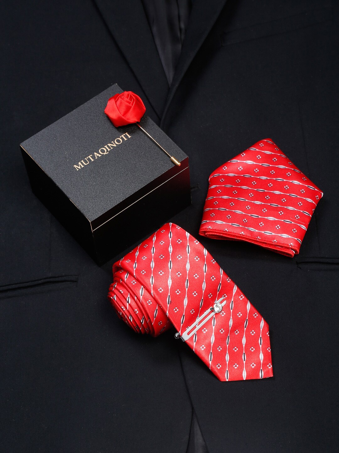 

MUTAQINOTI Men Red Printed Accessory Gift Set