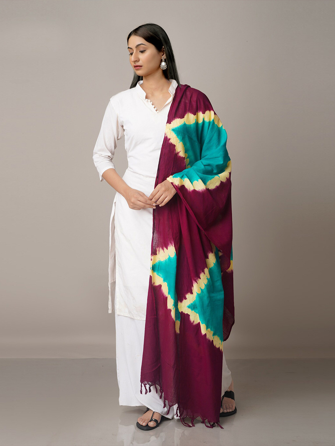 

Unnati Silks Purple & Blue Printed Pure Cotton Shibori Dupatta