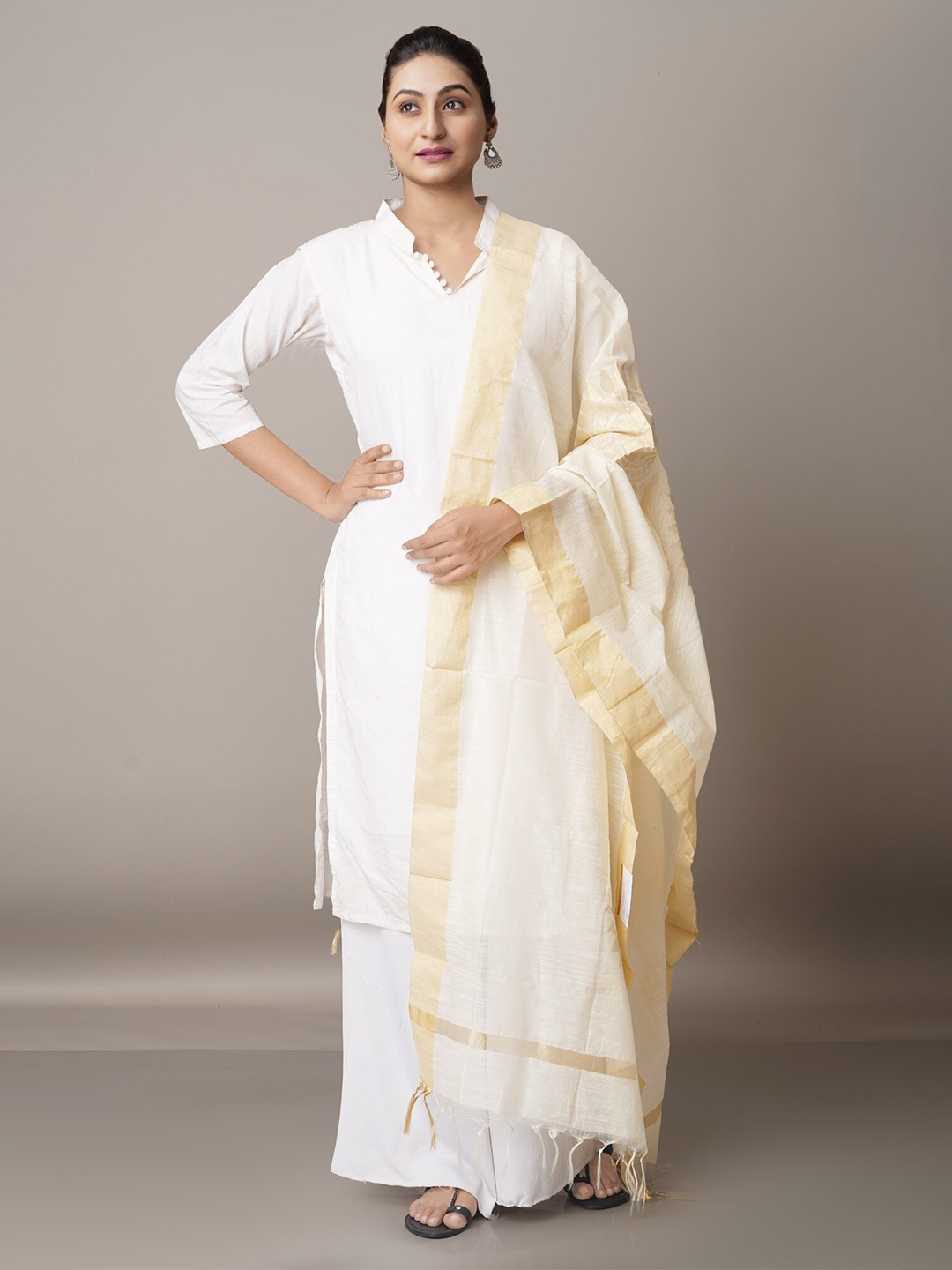 

Unnati Silks Cream-Coloured & Gold-Toned Ethnic Motifs Woven Design Chanderi Silk Dupatta