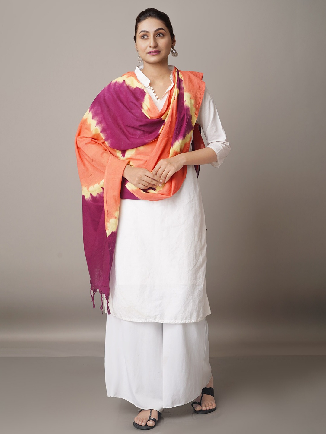 

Unnati Silks Orange & Purple Dyed Pure Cotton Shibori Dupatta