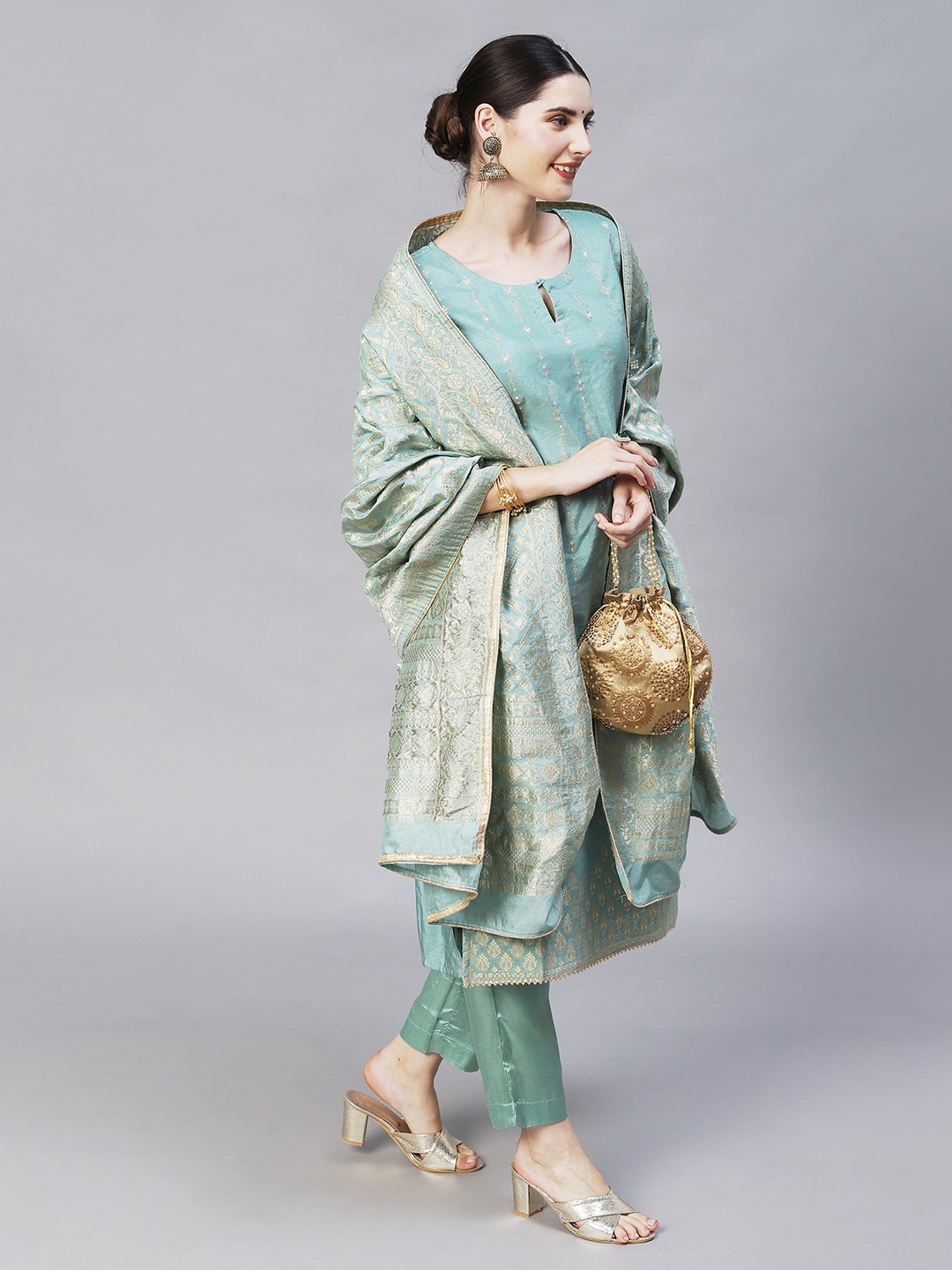 

Ishin Women Green Kurta with Trousers & With Dupatta