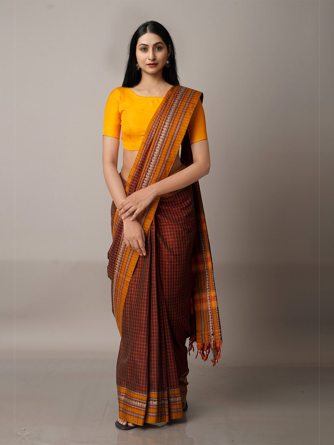 

Unnati Silks Burgundy & Yellow Checked Pure Cotton Narayan Peth Saree