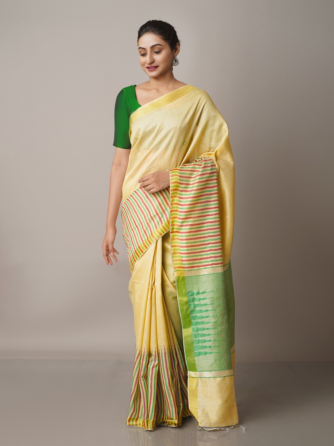 

Unnati Silks Cream-Coloured & Green Striped Zari Silk Blend Jamdani Saree