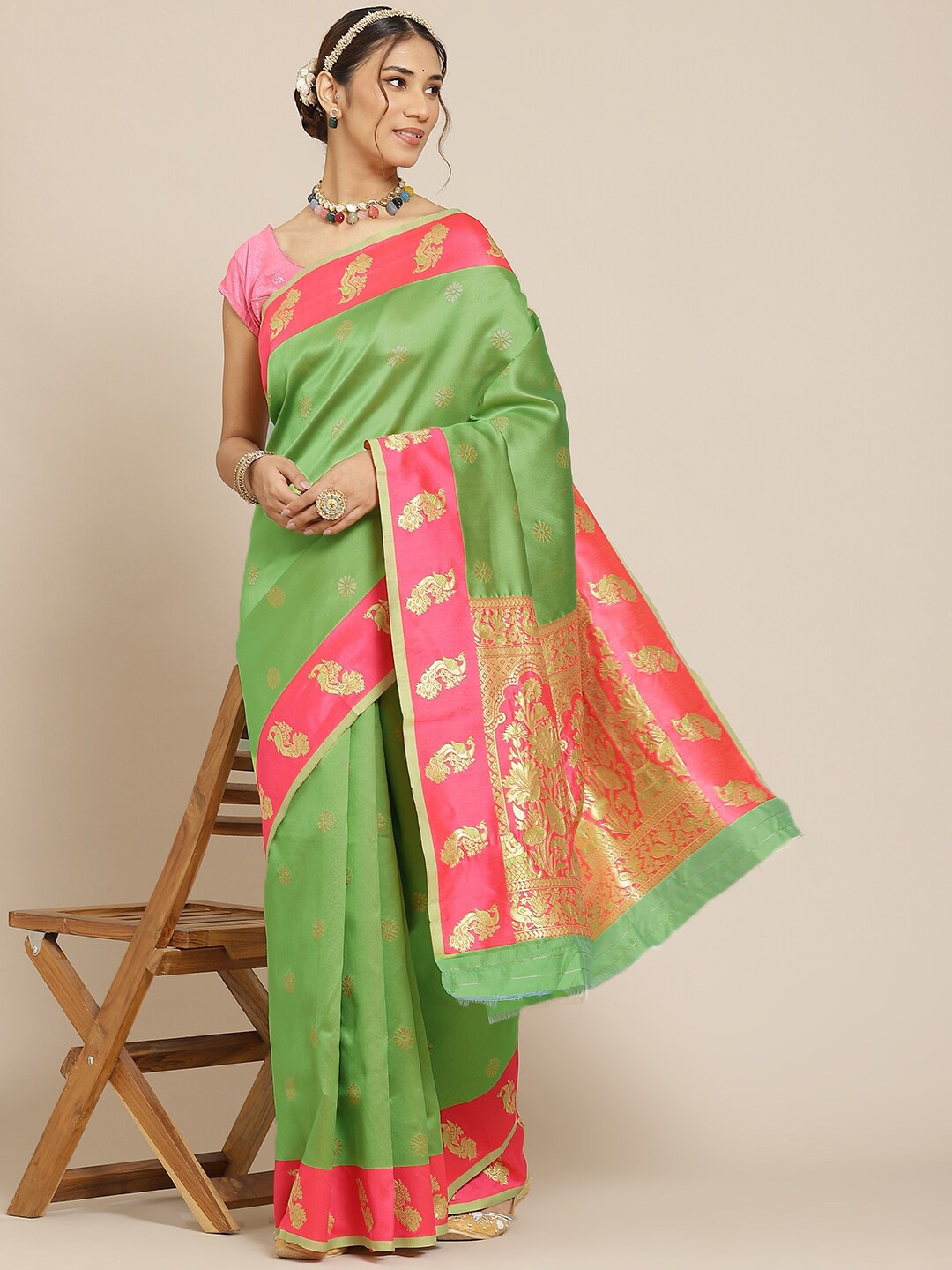 

Atsevam Pink & Green Woven Design Zari Silk Blend Kanjeevaram Saree